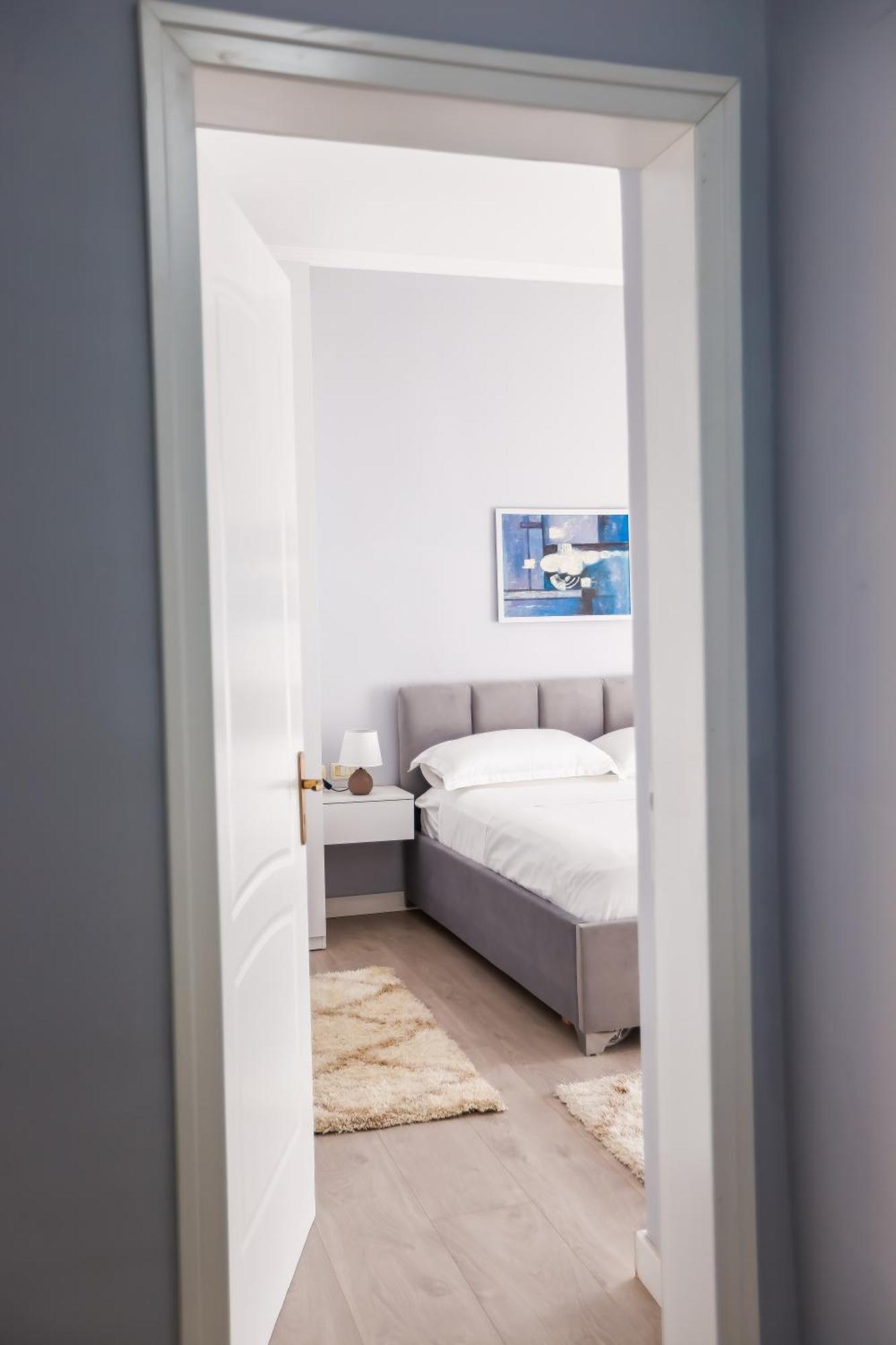 Viewpoint Central Apartment Tirana Zewnętrze zdjęcie